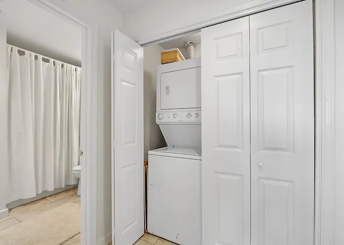 Needle Rush Point Unit E32 Holiday home